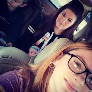 Meet your Posher, Ashlee